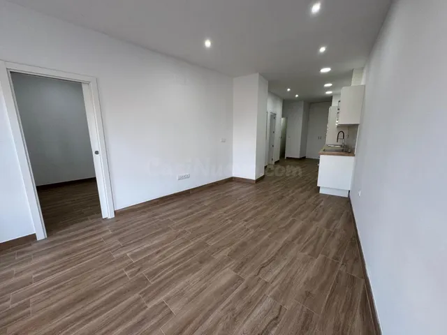 Apartamento totalmente reformado con piscina comunitaria — 5