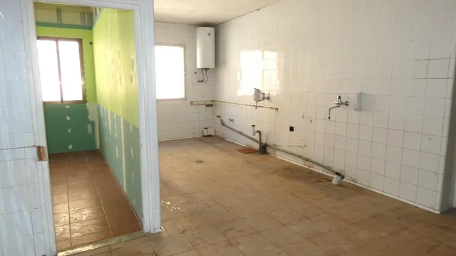 Local céntrico con sótano en Casetas - Zaragoza. Referencia LO/04092024. — 8