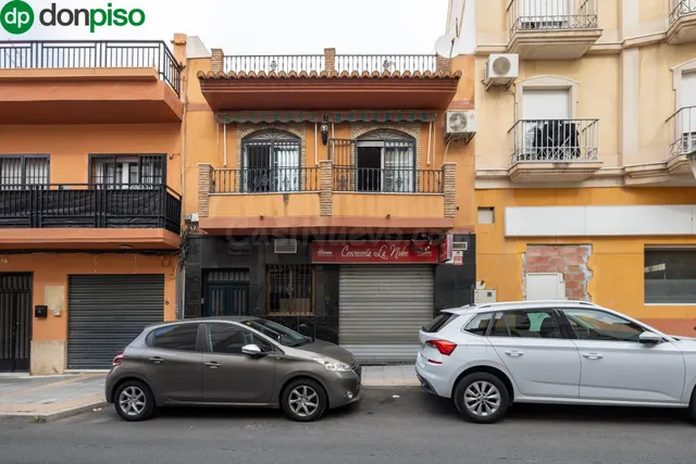 Edificio en el centro de Motril - foto 2