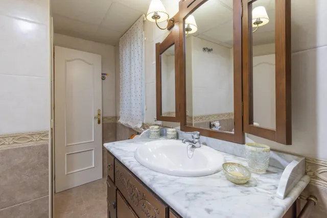 ÁTICO DE 140 M2 CON TERRAZA PRIVADA, GARAJE Y VISTAS DESPEJADAS EN SALOBREÑA — 41
