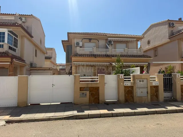 Adosado 3 habitaciones en venta - Torre de la Horadada — 2