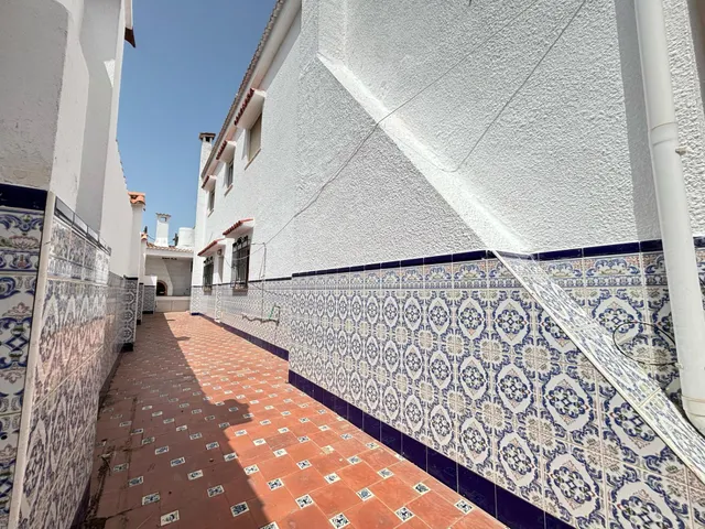 ¡CHALET INDEPENDIENTE EN LA MEJOR ZONA DE RINCONCILLO! — 20