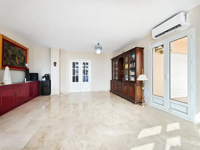 En Venta Piso en el Paseo Maritimo de ALmeria Capital — 20