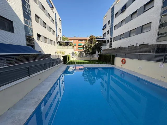ÁTICO DE ENSUEÑO – EXCLUSIVIDAD, CONFORT Y GRAN ESPACIO EXTE - foto 3