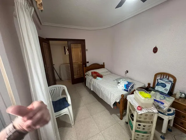 Amplia Planta Baja en Alicante - Ideal para Familias — 13