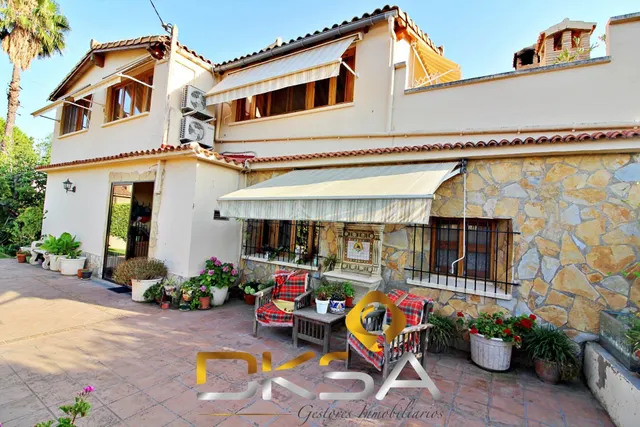 Imponente chalet independiente en la Ermita de Vila-real - foto 2
