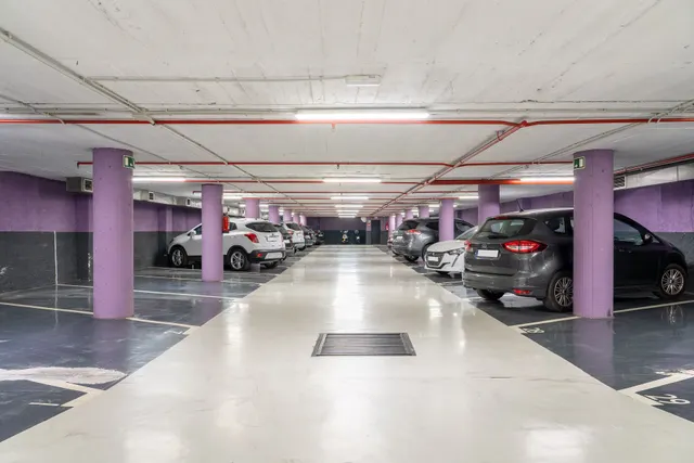 Parking 10m² en alquiler - Eixample — 50