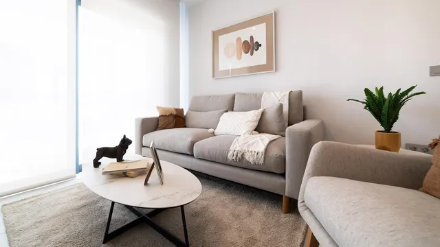 Amplio Apartamento de 3 Dormitorios junto a Las Rejas Golf — 3