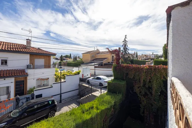 Preciosa casa en Ogíjares con piscina y jardín — 34