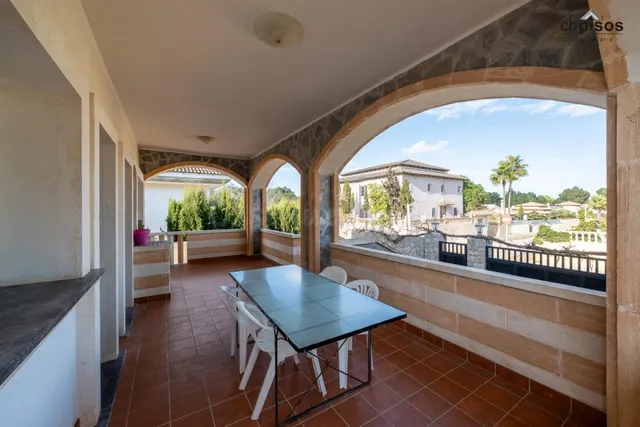 SE VENDE CHALET INDEPENDIENTE A POCOS METROS DEL MAR EN SON  - foto 2