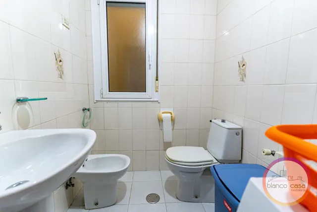 ✨ ¡AMPLIO PISO de 144 m2 con ASCENSOR y TERRAZA cubierta en CARBALLO por 139.990€! — 12