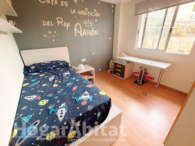 ¡encantador chalet! amplio y sofisticado con piscina, garaje y dos terrazas — 23