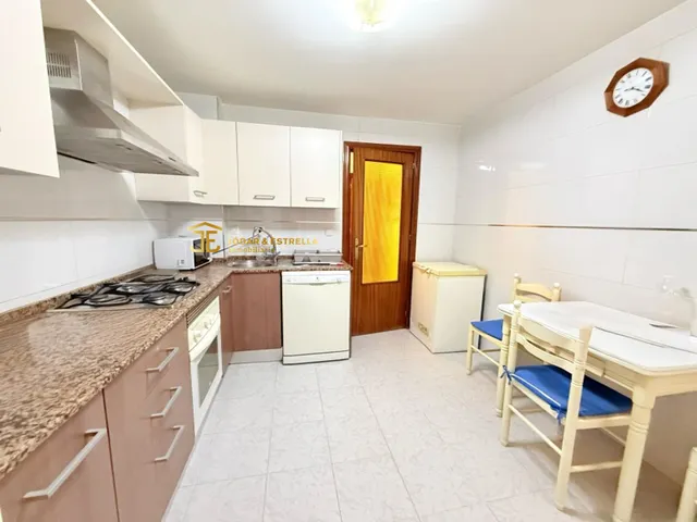 AMPLIO PISO DE 4 DORMITORIOS EN ALAMEDA CERVANTES — 7