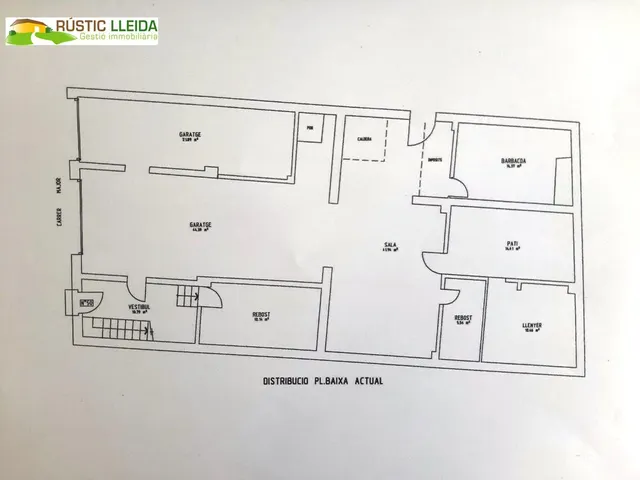 Casa con jardín y ascensor en Les Piles. — 24
