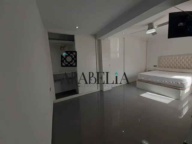 ¡Increíble Ático Reformado en zona Viñuela por €179,900! — 32