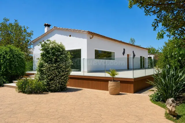 Casa unifamiliar con un jardín de ensueño — 3