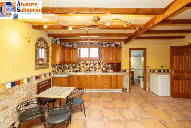 Estupendo chalet independiente en Cájar — 36