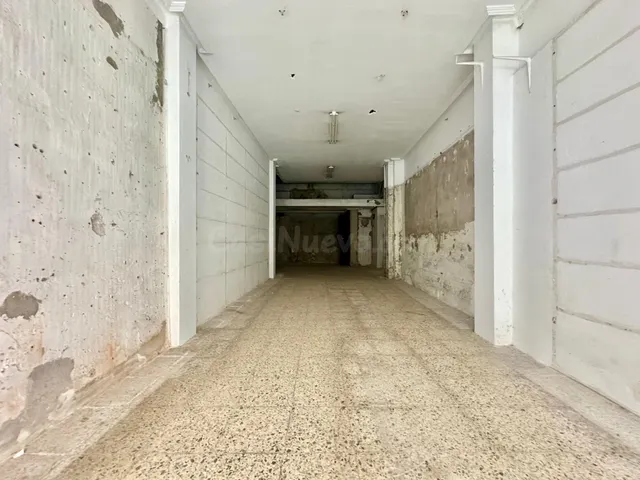 Local comercial en Floranes - foto 2