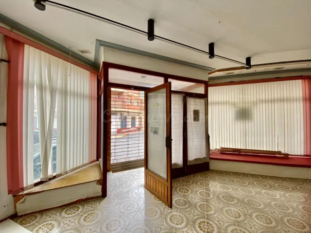 VENTA DE LOCAL COMERCIAL CON POSIBILIDAD DE CONSTRUIR EN ASP - foto 4