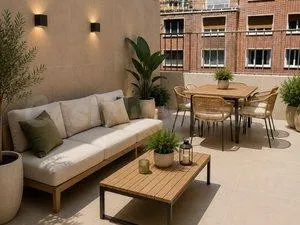 ¡Espectacular Ático Reformado en Ibiza, Madrid! — 2