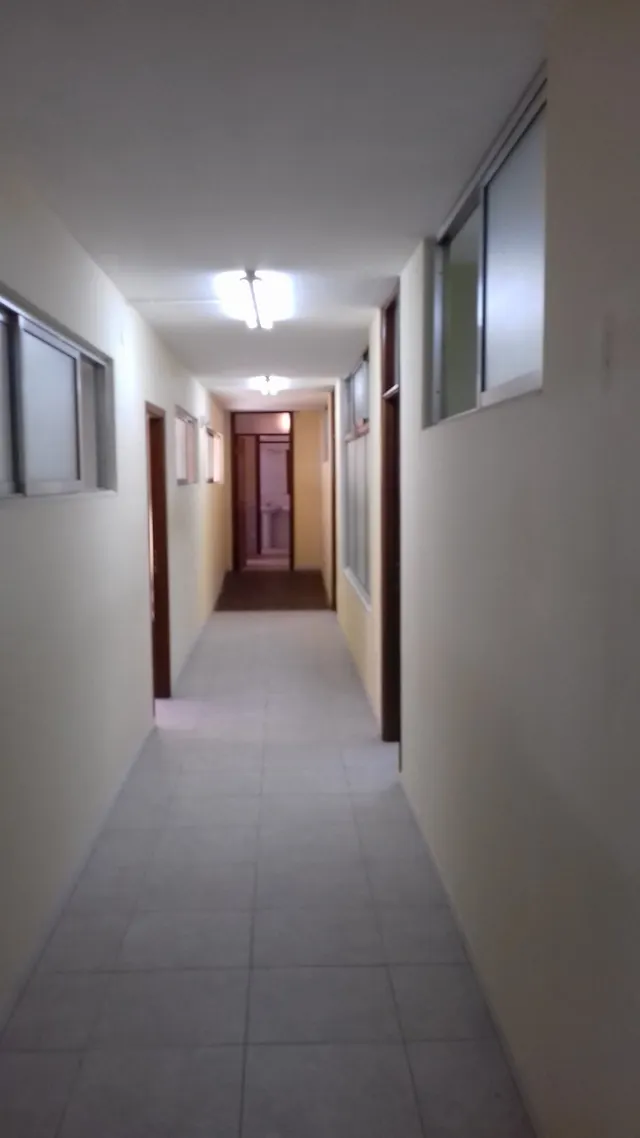 SE VENDE LOCAL, ZONA VIRXE DA CERCA, DE 400 M2 — 12