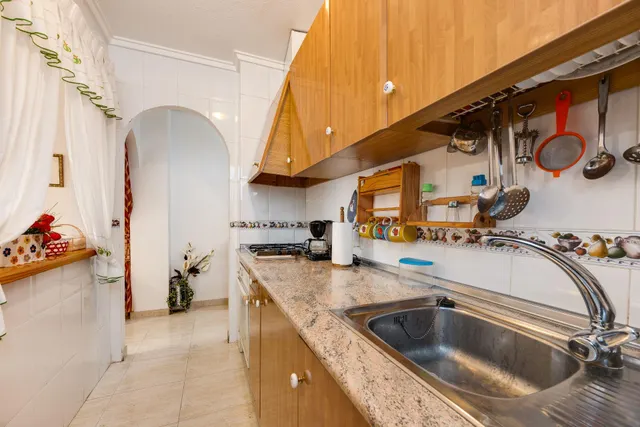 Apartamento de 2 dormitorios y piscina comunitaria en Playa del Cura — 21