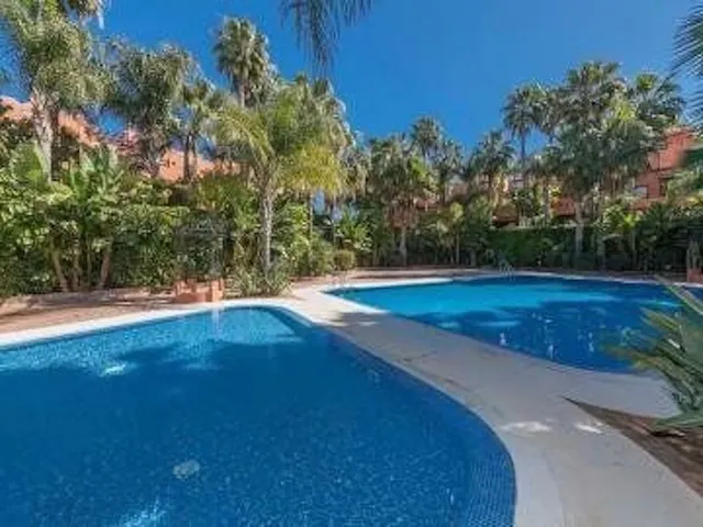 Apartamento 1 habitación 71m² en venta - Marbella — 12