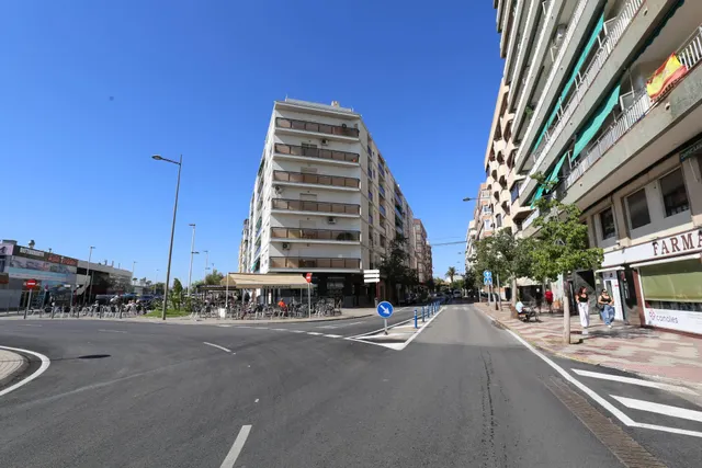 Apartamento recientemente reformado al lado del mar !!! — 47