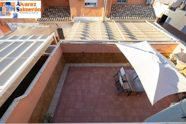 Adosado 3 habitaciones 195m² en venta - Vega de granada zona noroeste — 41