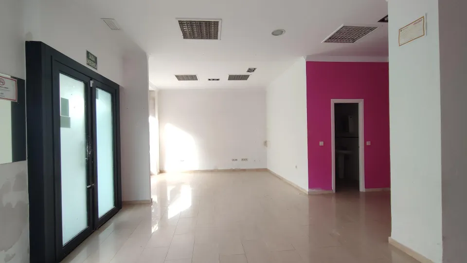Local comercial en alquiler
