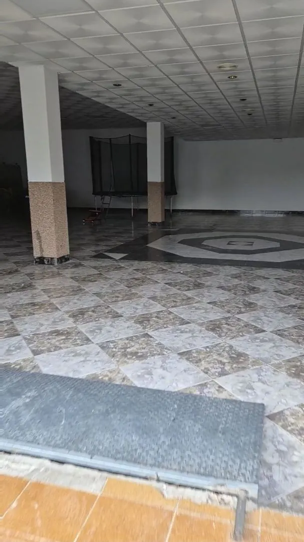 Local comercial 300m² en venta - South of spain — 8