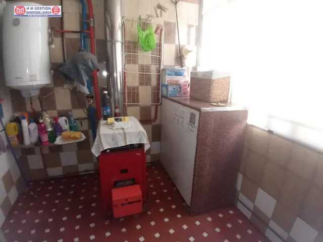 CASA EN ESQUINA EN ZONA PROXIMA A MERCADONA Y ZONA CENTRO — 21