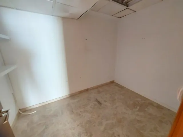 oficina en venta situada en la plaza mayor de El Ejido — 9