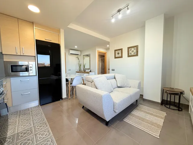 APARTAMENTO CON PISCINA COMUNITARIA Y PARKING EN JESUS I MARIA, DELTEBRE — 14