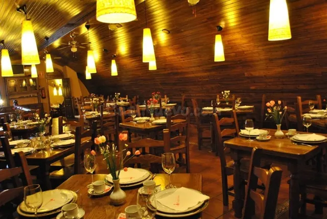 Bodega restaurante en Fontecha del Paramo