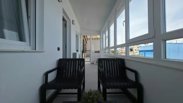 Encantador Bungalow Totalmente Reformado Con Vistas Al Mar ! — 6