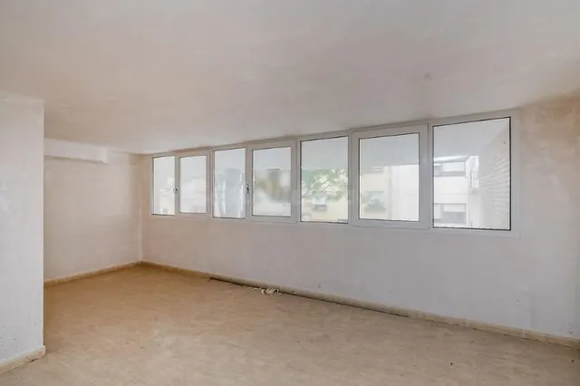 Local comercial en venta ontiyent (Valencia) — 3
