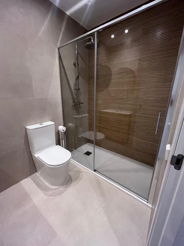 Alquiler de vivienda de 4 dormitorios con terraza — 21