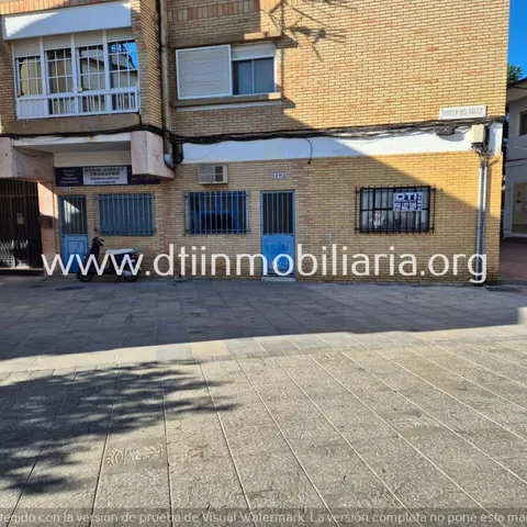 SE VENDE LOCAL COMERCIAL LA PALMA DEL CONDADO