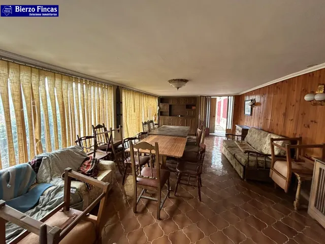 Se vende casa en Carracedelo — 14