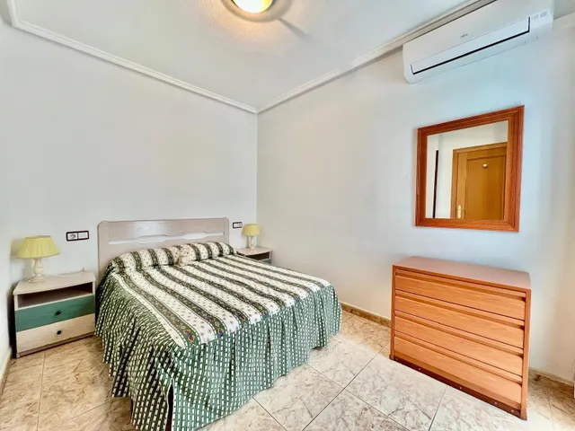 IMPECABLE VIVIENDA DE 2 habitaciones + PARKING EN PLENA AVENIDA DE LAS HABANERAS, A TAN SOLO 450m DE LA PLAYA — 34