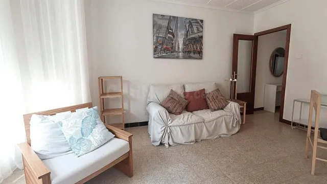 PISO 4 ESTUDIANTES DISPONIBLE EN SEPTIEMBRE - foto 2