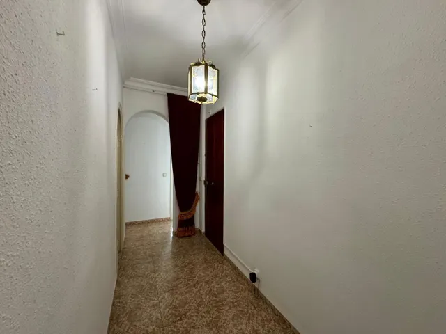PISO PRIMERA PLANTA CÉNTRICO — 7