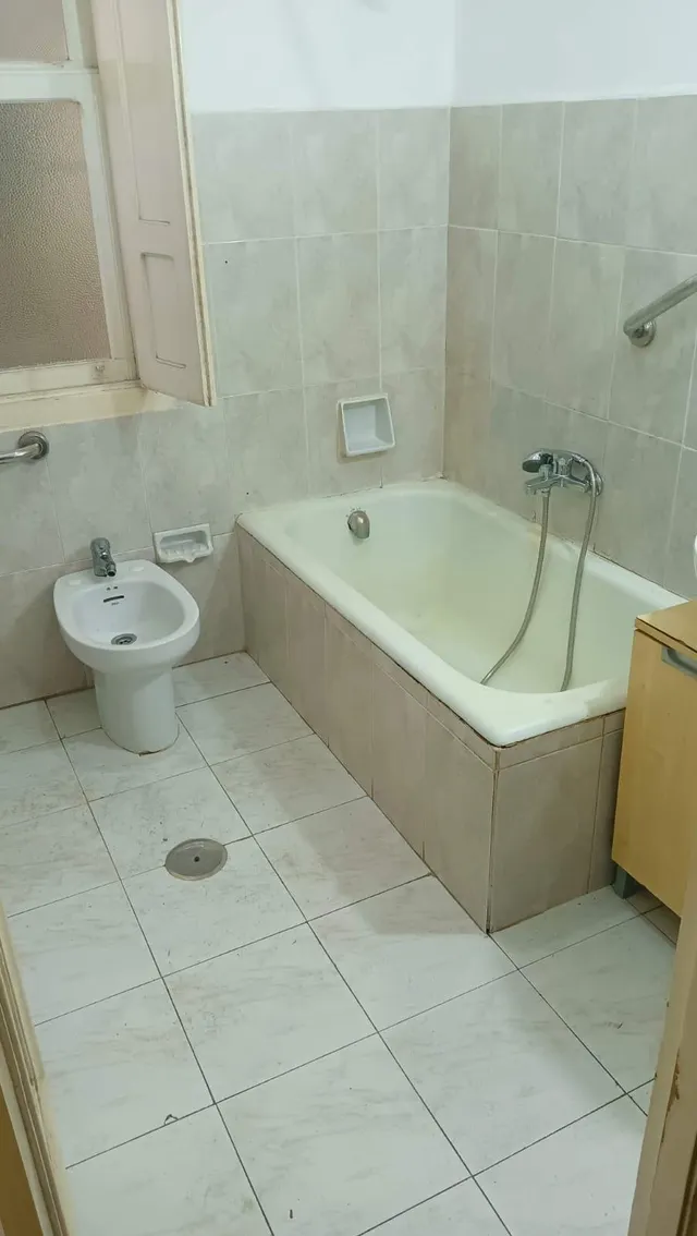 Se vende casa o chalet independiente en Avenida de Ramón Nieto, 65 — 24