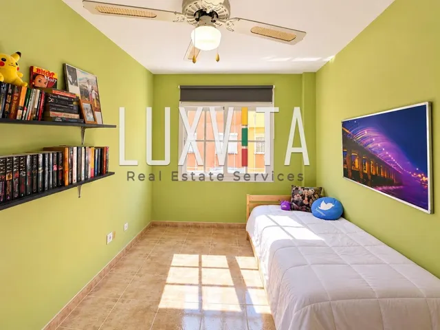 Amplio piso residencial de 2 dormitorios con garaje y trastero — 14