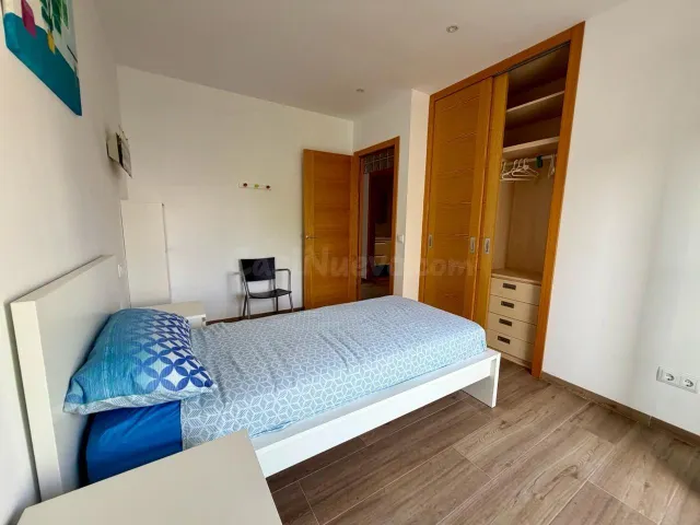 PISO EN ALQUILER REFORMADO, LUMINOSO Y CON TERRAZA EN ZONA C - foto 5