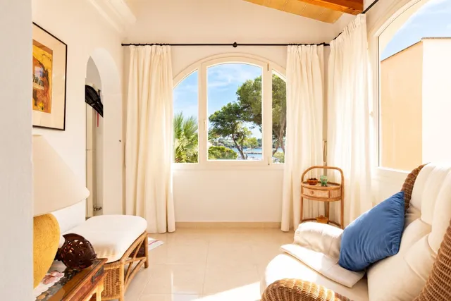 Apartamento con amplia terraza y vistas al puerto en Portopetro — 12