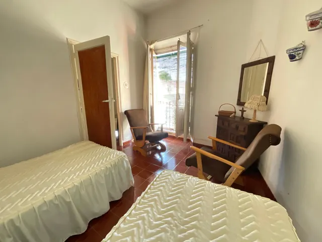 Gran casa en Chozas de Canales — 10