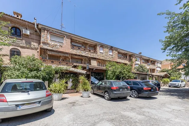 EN VENTA HOTEL Y RESTAURANTE LOS PINILLOS — 2