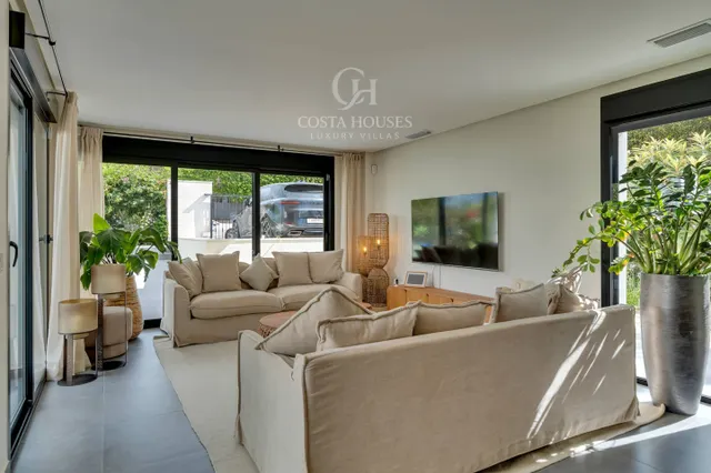 Villa aurena · arquitectura contemporanea, luz y calma mediterranea en javea — 21